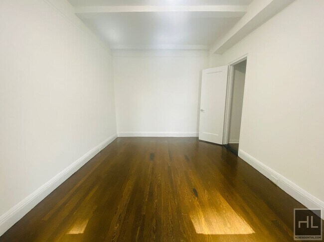 Foto del edificio - EAST 46 STREET