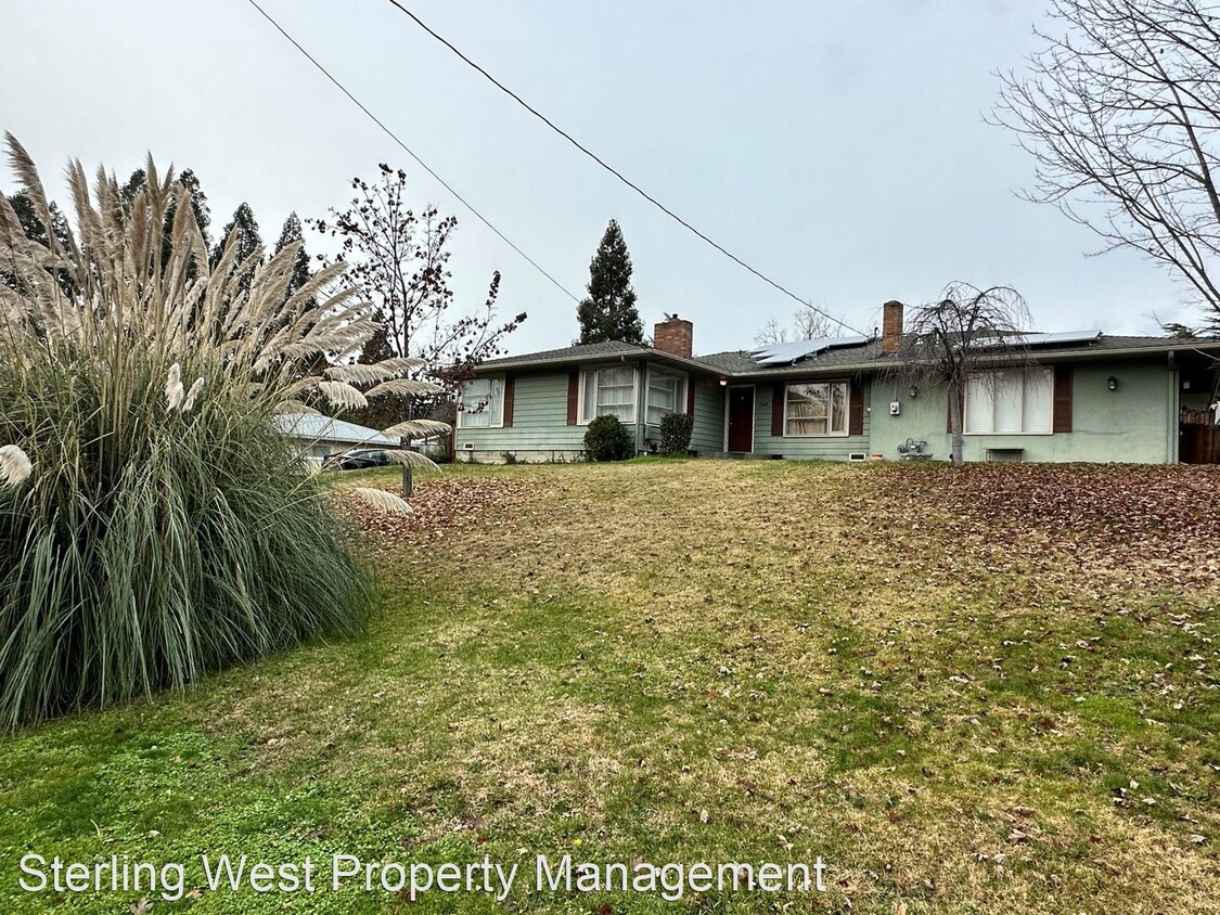 Primary Photo - 3 br, 2 bath House - 1549 Stratford Way