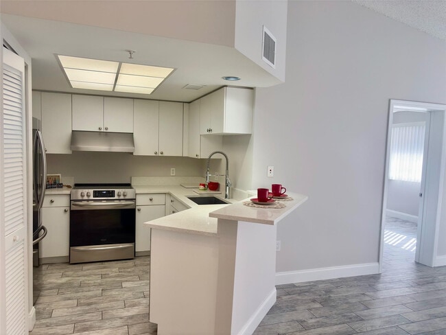 Foto del edificio - 2119 SE 10th Ave