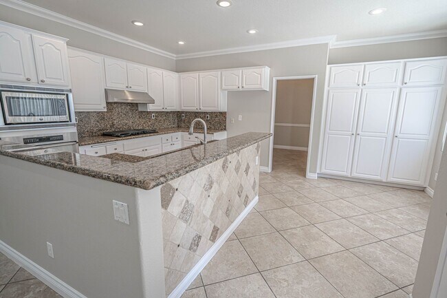 Building Photo - Northbridge 4 Bedroom Home for Rent in Val...