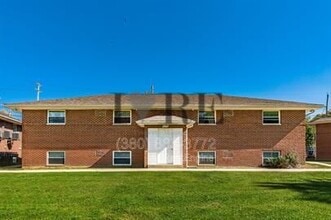 Building Photo - 264 Powell Cir