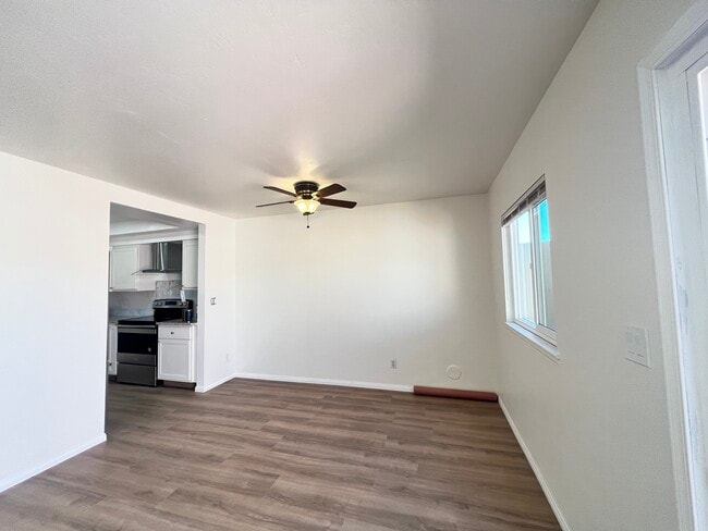 Building Photo - 12206 Rancho Bernardo Rd