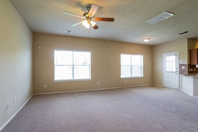 Foto del edificio - 12719 Gable Wind Mill Ln