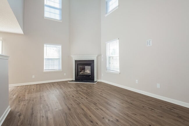 Building Photo - 3035 Teton Dr