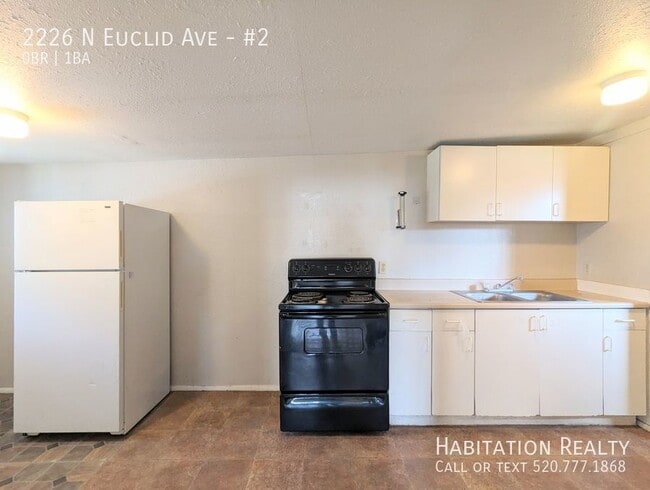 Building Photo - Cozy studio home at Jefferson Park, just n...