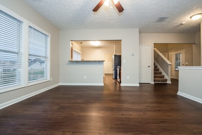 Building Photo - 1583 Thornwick Trace