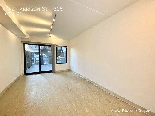 Foto del edificio - Cute Studio Downtown! 8 Weeks Free!!