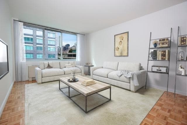 Foto del edificio - 3 bedroom in Long Island City NY 11109