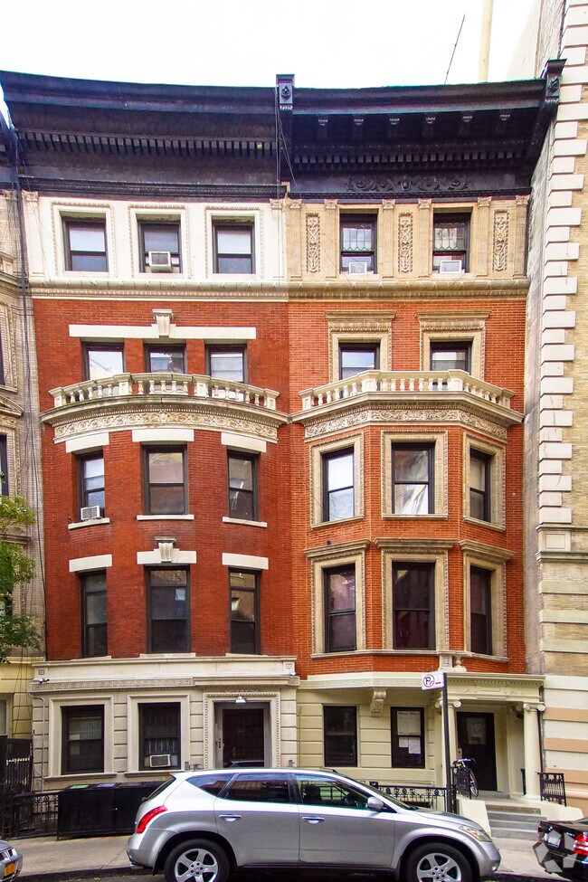 Foto del edificio - 310 W 109th St