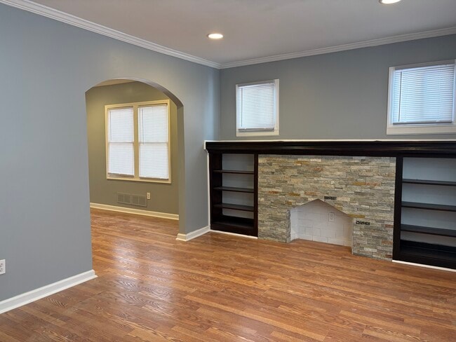 Building Photo - 15886 Northlawn St