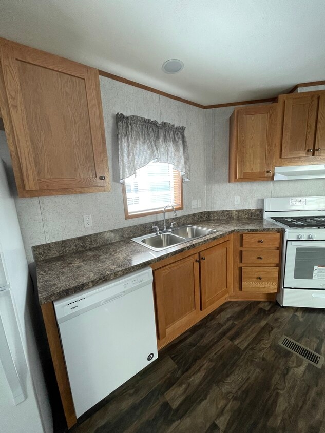 Building Photo - 6 Fidler Ct