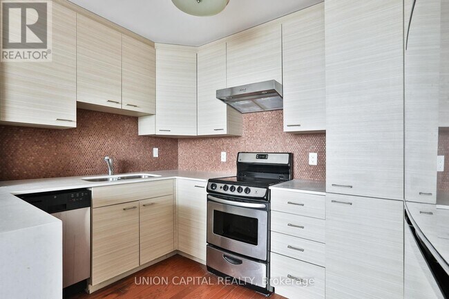 Photo du bâtiment - 40 Homewood Ave