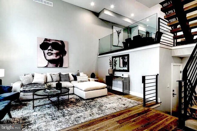 Foto del edificio - 2110 Kimball St
