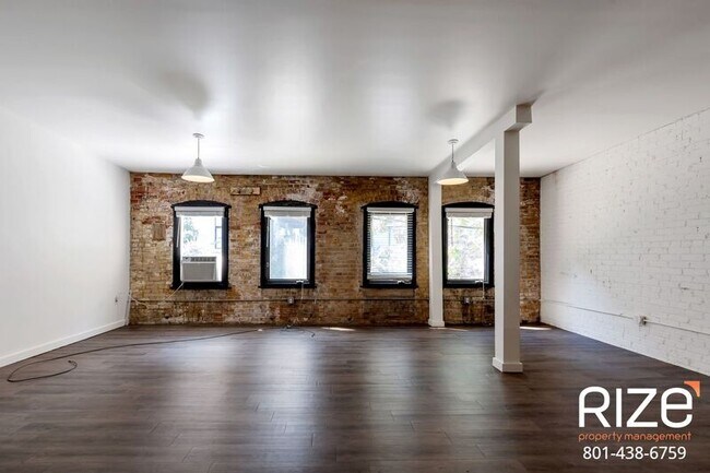 Foto del edificio - 337 Pierpont Ave