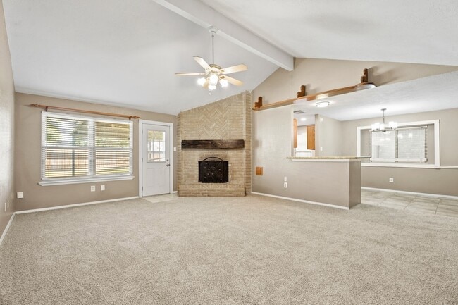 Building Photo - 3877 Pecan Cir