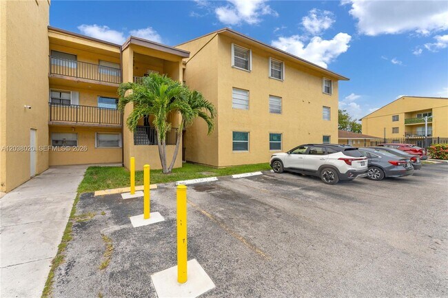 Foto del edificio - 15470 SW 82nd Ln
