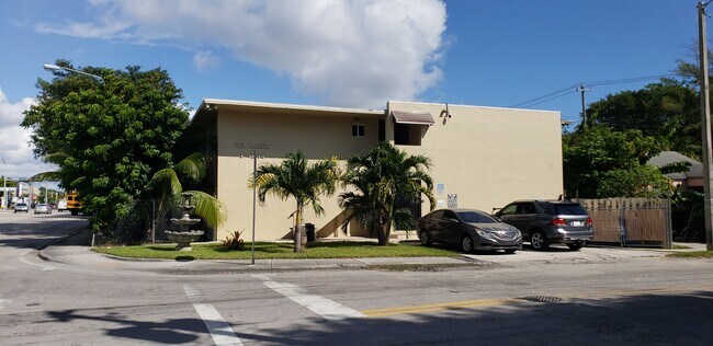 Sea Breeze Apartments - 1 NE 78th St