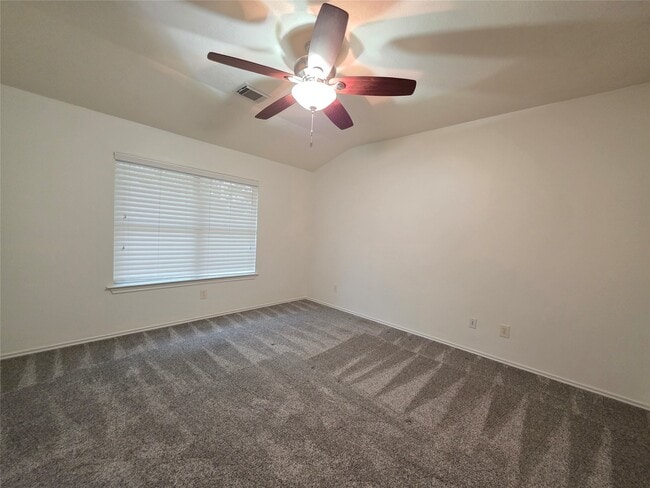 Foto del edificio - 114 E Stedhill Loop