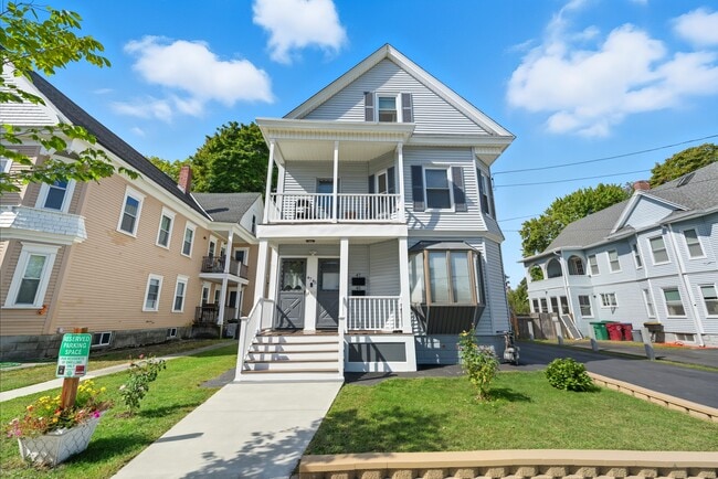 Building Photo - 45 Highland Ave