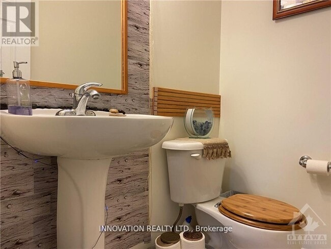 Building Photo - 84 Brady Ave