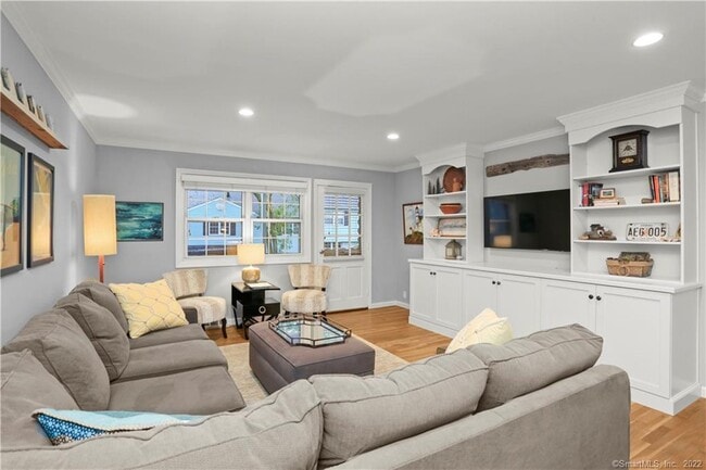 Building Photo - 245 Unquowa Rd