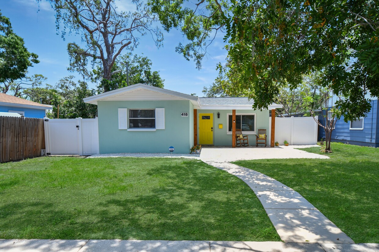 Primary Photo - 418 40th Ave S