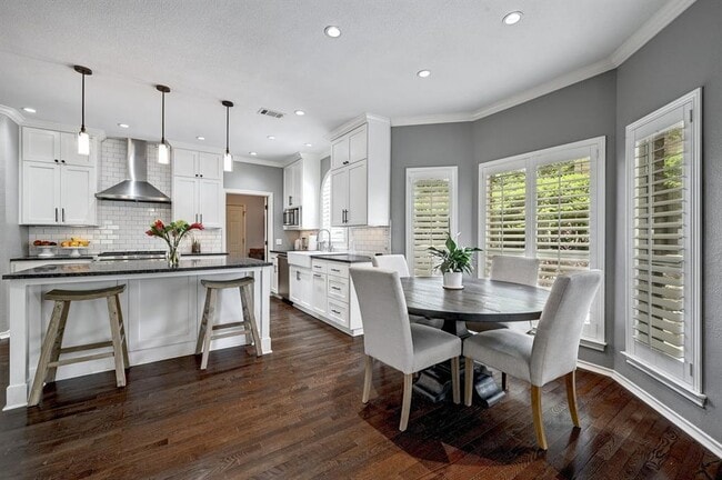 Foto del edificio - 6304 Indian Canyon Dr