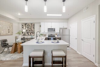 Building Photo - The Chelsea Apartments