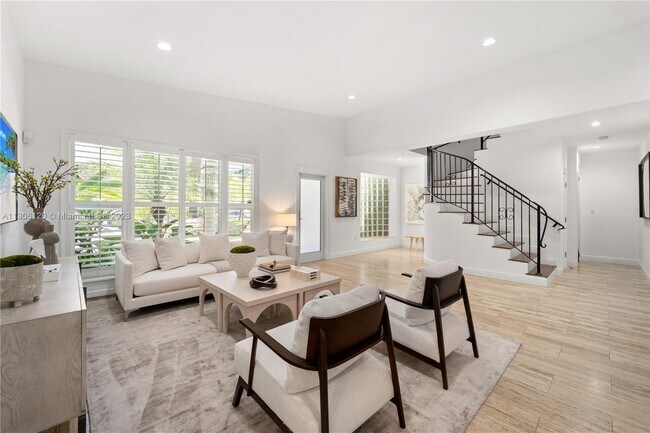 Foto del edificio - 6300 Allison Rd