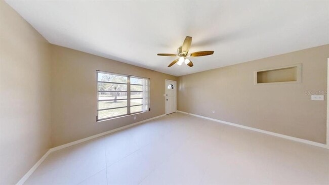 Building Photo - 4902 Largo Terrace