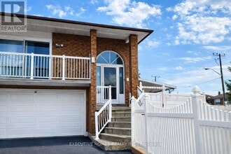 Building Photo - 2 Clubhouse Ct