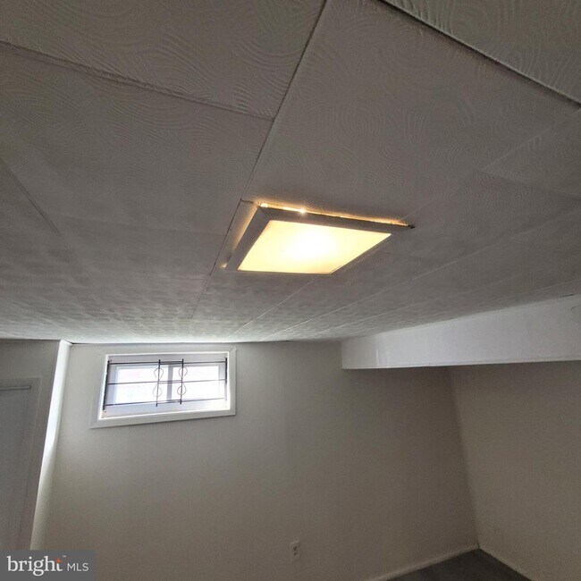 Foto del edificio - 2100 T St SE