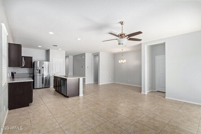 Building Photo - 37753 W Bello Ln