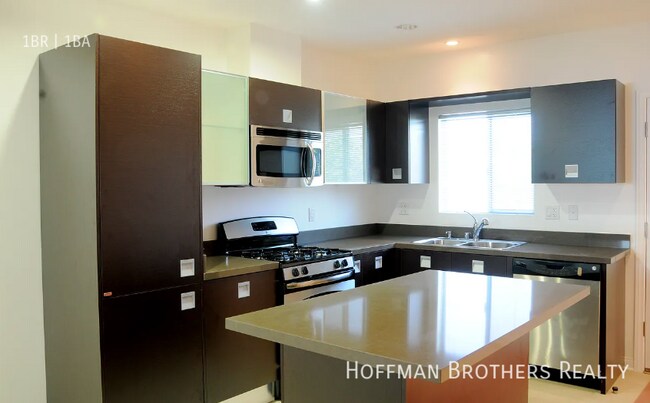 Foto del edificio - 9100 Whitworth Dr