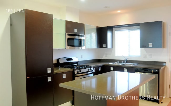 Building Photo - 9100 Whitworth Dr