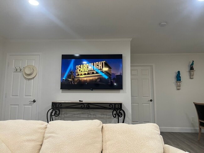 Building Photo - 9080 Peebles Rd