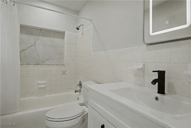 Foto del edificio - 138 Brooks Rd