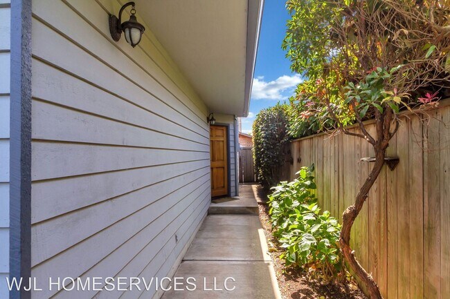 Building Photo - 3 br, 3 bath House - 2615 NW 86th St