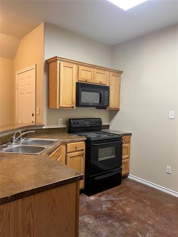 Building Photo - 122 Sunburst Ct