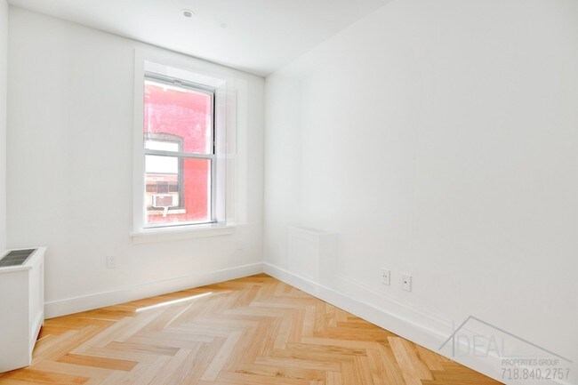 Foto del edificio - 373 Washington Ave