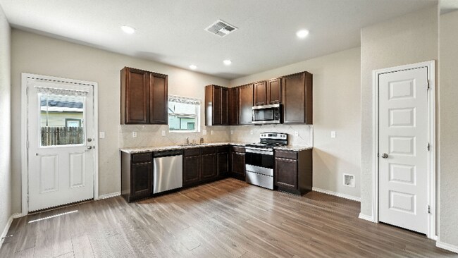 Building Photo - 2513 Marty Way