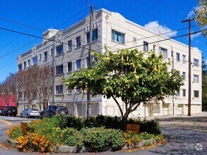 Building Photo - 2091 California St