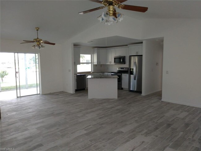 Foto del edificio - 1625 Country Club Blvd