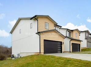 Building Photo - 6511 Marsh Ave
