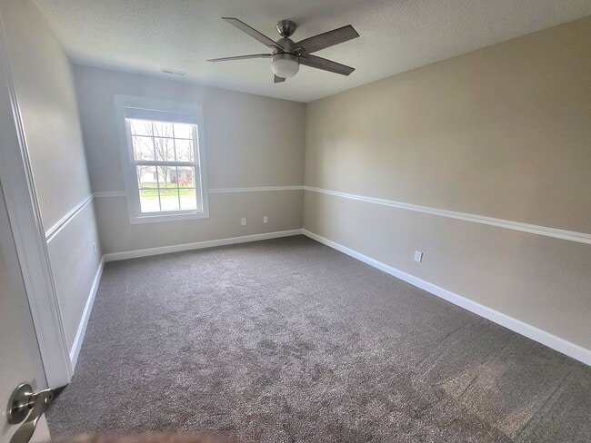 Building Photo - 8116 Sand Ridge Cir
