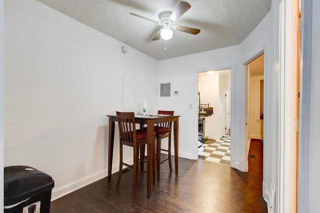Photo - 1222 18th Pl NE (Washington, DC) Apartment