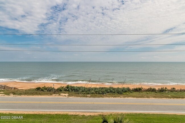 Building Photo - Ocean Front Condo in Ormond Beach