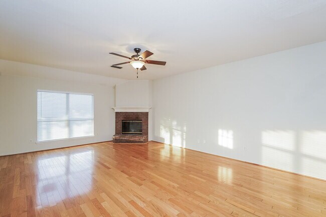 Foto del edificio - 1101 Marcia Ln