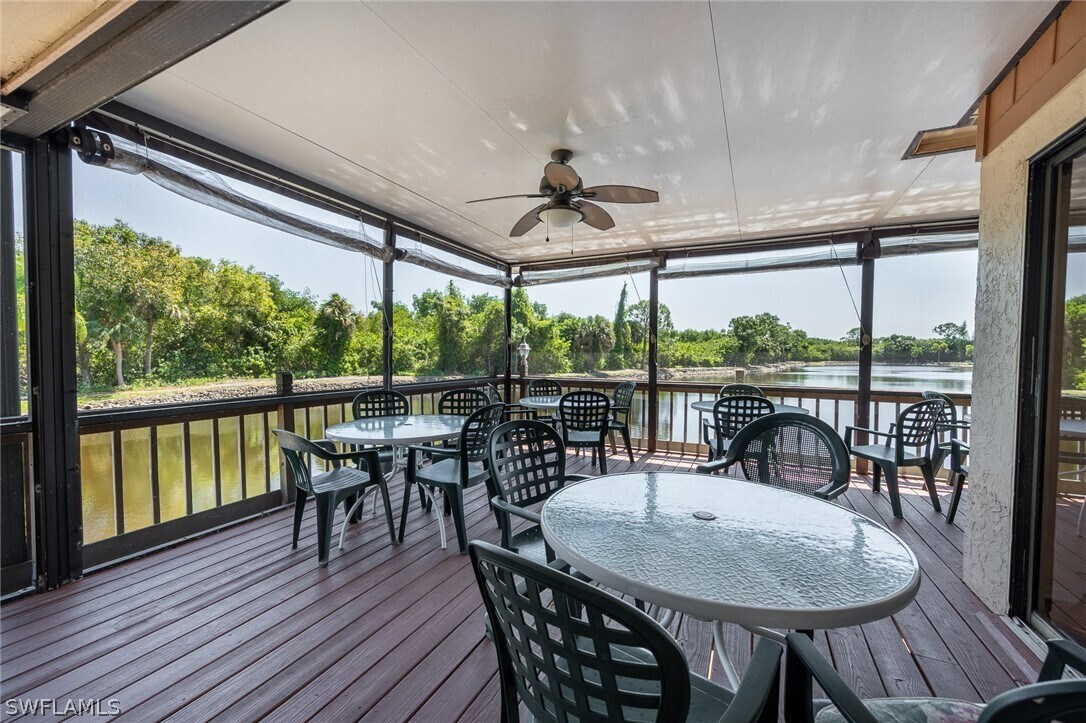 Foto del edificio - 5712 Foxlake Dr