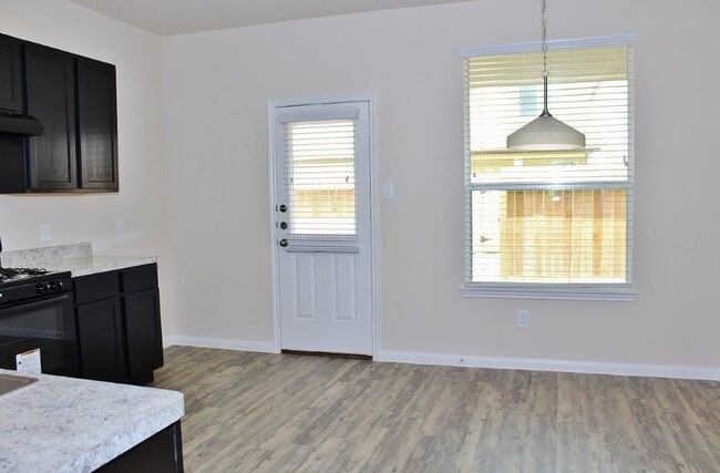 Building Photo - 9726 Floria Ct